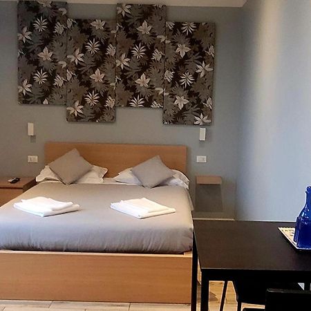 Al Binario Brescia Hotel Buitenkant foto