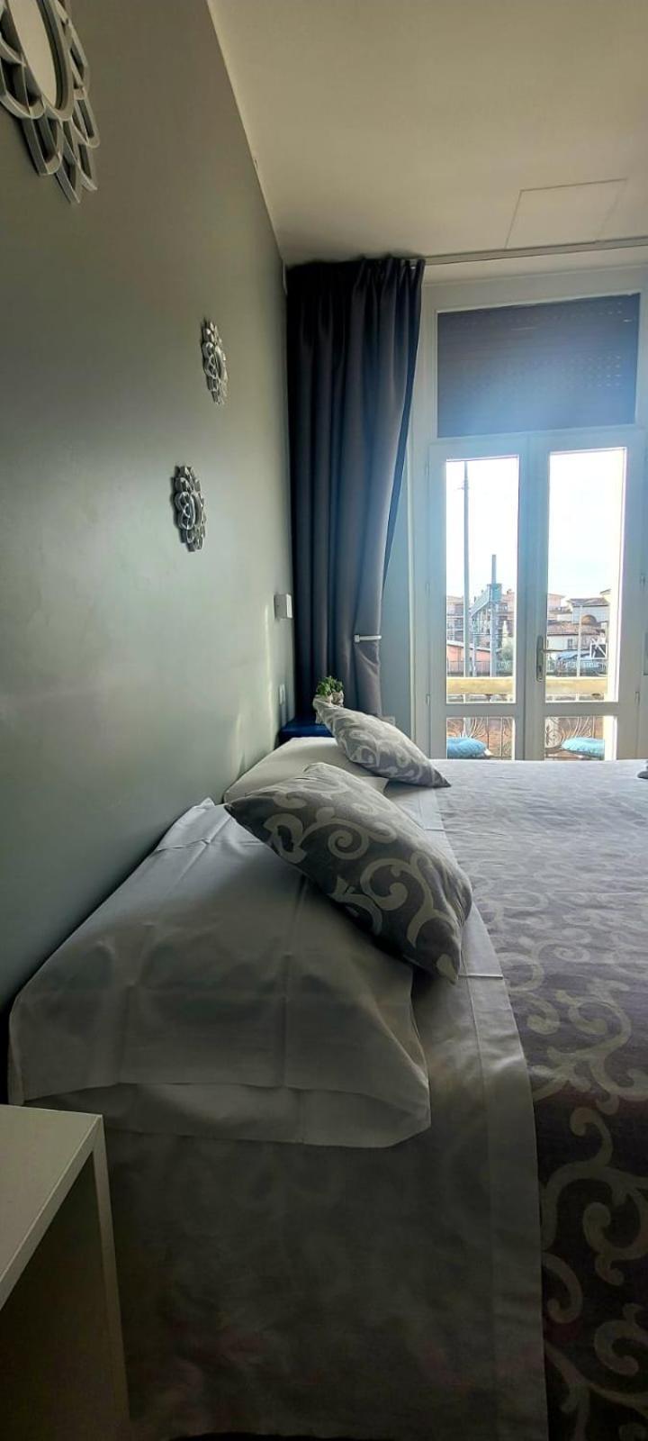 Al Binario Brescia Hotel Buitenkant foto